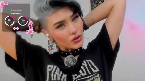 Snapshot of la_diabla_111_ chatting on April 30, 2026, 7:09 pm Karime online show from April 30, 2026, 7:09 pm