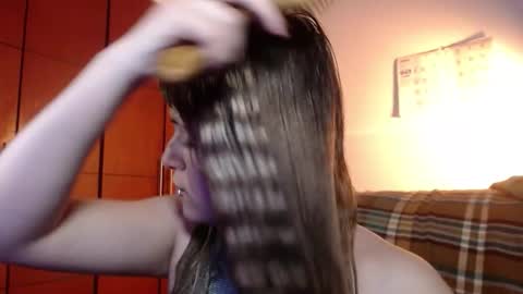 Snapshot of la_femme_fatale_ chatting on October 10, 2025, 10:20 pm Hanna FREE ONLYFANS  online show from October 10, 2025, 10:20 pm