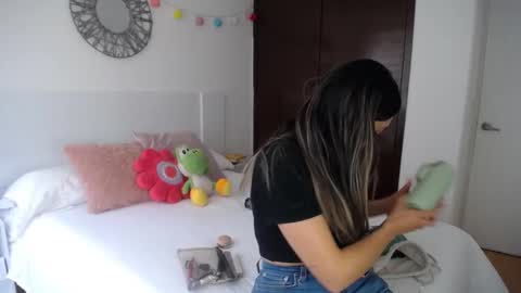 Catalina online show from March 5, 2026, 7:21 pm