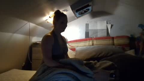 lacey_rose6 online show from May 4, 2026, 7:15 am