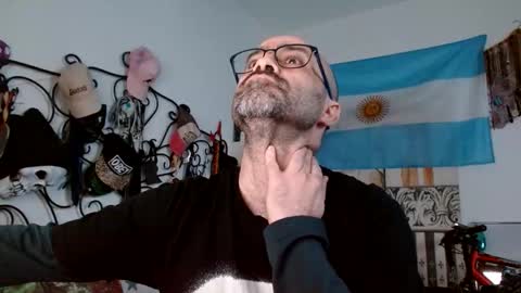 lachicadeldiablo online show from February 12, 2026, 5:08 pm