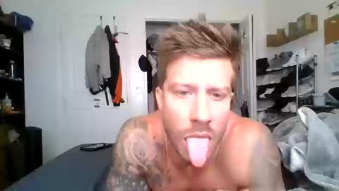 Snapshot of lacrioxcum18 chatting on October 16, 2025, 4:30 pm lacrioxcum18 online show from October 16, 2025, 4:30 pm