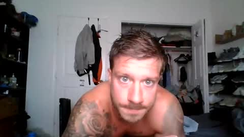 Snapshot of lacrioxcum18 chatting on October 22, 2025, 4:40 pm lacrioxcum18 online show from October 22, 2025, 4:40 pm