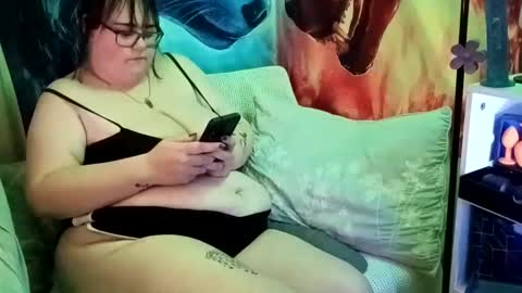 lacy_deville online show from May 18, 2026, 10:04 pm
