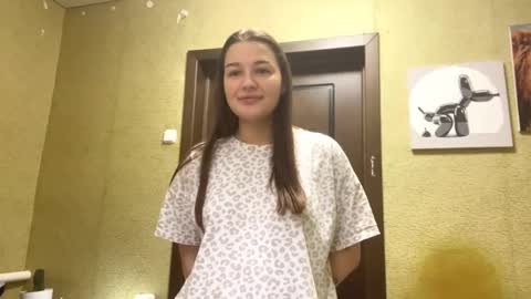 Nicole online show from February 17, 2026, 9:28 am