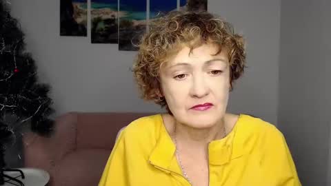 Snapshot of lada_abo_abo chatting on January 17, 2025, 4:49 am LADA online show from January 17, 2025, 4:49 am