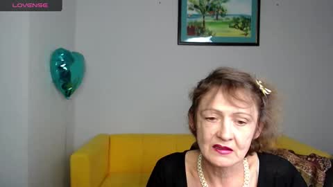 Snapshot of lada_abo_abo chatting on February 21, 2025, 2:38 pm LADA online show from February 21, 2025, 2:38 pm