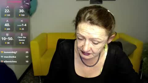 Snapshot of lada_abo_abo chatting on March 5, 2025, 11:38 pm LADA online show from March 5, 2025, 11:38 pm