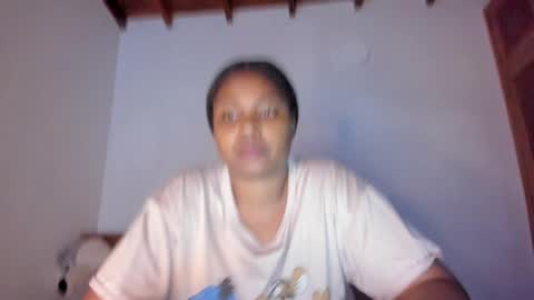 Akyra  online show from September 10, 2025, 2:55 am