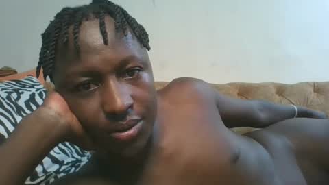 Snapshot of ladiesfun chatting on December 16, 2024, 1:10 am ladiesfun online show from December 16, 2024, 1:10 am