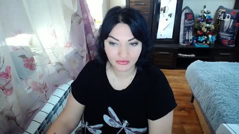 lady_boom_ online show from January 8, 2025, 11:10 am