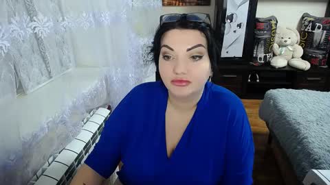 lady_boom_ online show from February 15, 2025, 5:07 pm
