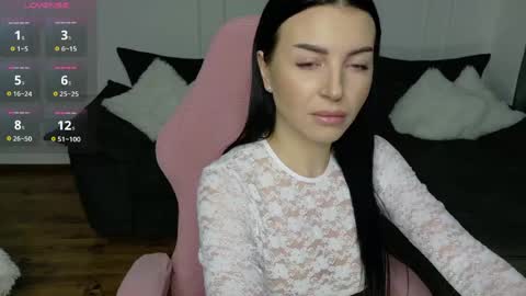 Snapshot of lady_charm__ chatting on April 21, 2026, 5:36 am Mira online show from April 21, 2026, 5:36 am