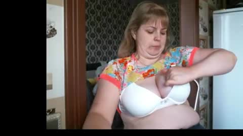 lady cute cat29 online show from June 16, 2026, 2:47 am