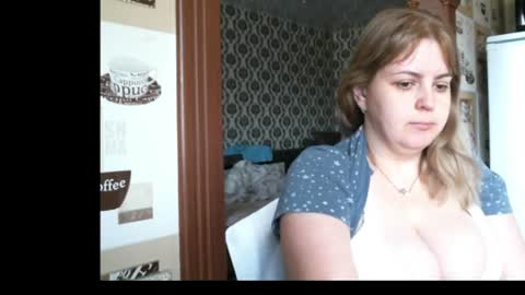 Snapshot of lady_cute_cat chatting on July 15, 2026, 2:28 am lady cute cat29 online show from July 15, 2026, 2:28 am