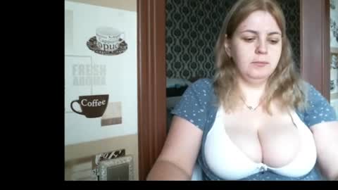Snapshot of lady_cute_cat chatting on August 5, 2026, 2:36 am lady cute cat29 online show from August 5, 2026, 2:36 am