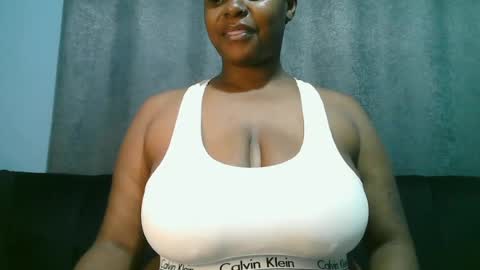 lady_dearra online show from June 13, 2026, 1:58 am