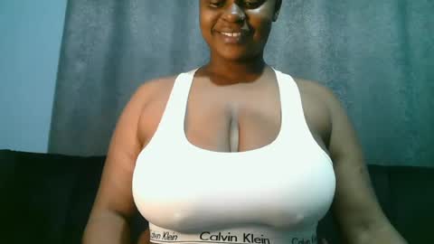 lady_dearra online show from June 14, 2026, 2:24 am