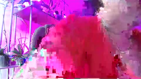 Lady Gloria online show from December 18, 2024, 2:38 pm