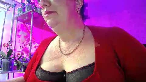 Lady Gloria online show from March 5, 2025, 3:18 pm