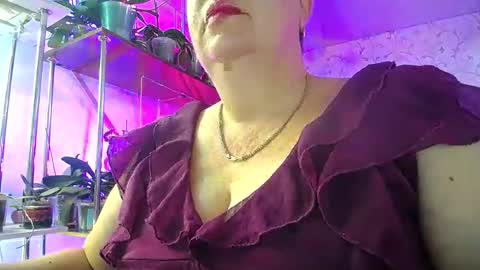 Lady Gloria online show from September 9, 2025, 4:23 am