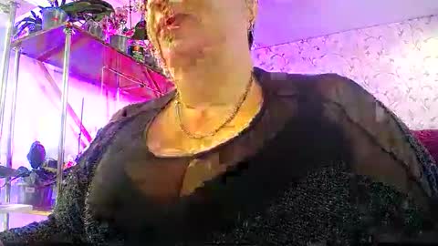 Lady Gloria online show from May 5, 2026, 5:26 am
