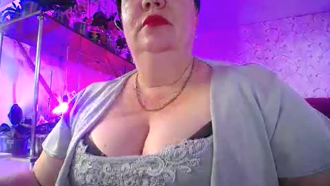 Lady Gloria online show from May 9, 2026, 8:08 am