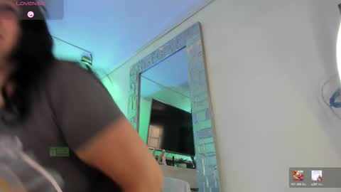 Snapshot of lady_hellen chatting on March 24, 2026, 7:19 pm online show from March 24, 2026, 7:19 pm