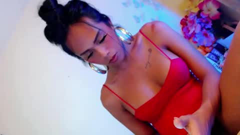 Snapshot of lady_in_black18 chatting on December 12, 2024, 2:37 am Stella online show from December 12, 2024, 2:37 am