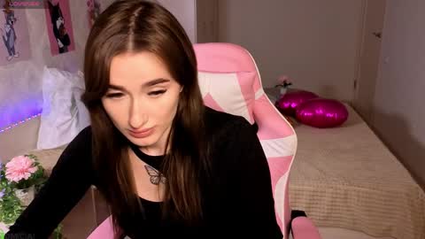 Olivia online show from April 6, 2026, 4:46 am