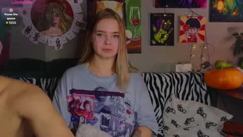 KENDALL  NATHANPVT IS OPEN online show from September 18, 2025, 6:10 pm