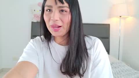 Snapshot of lady_ni chatting on June 21, 2026, 2:41 pm 700 1300 -5 online show from June 21, 2026, 2:41 pm