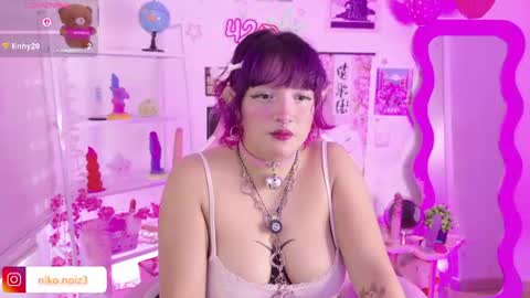 Lady  online show from June 15, 2026, 9:39 pm