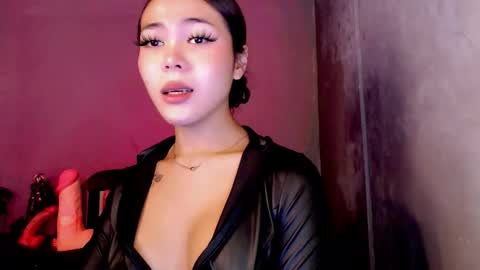 Ella online show from May 29, 2026, 3:21 pm