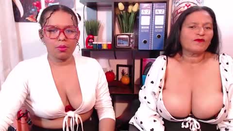 lady_rebeccas online show from February 16, 2025, 7:16 pm