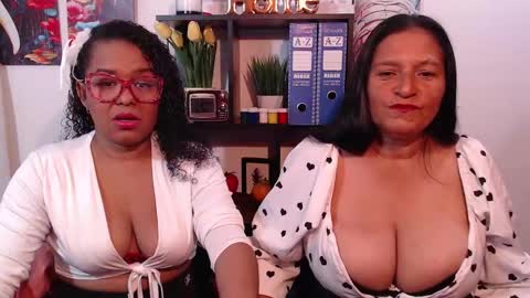 lady_rebeccas online show from March 5, 2025, 1:31 am