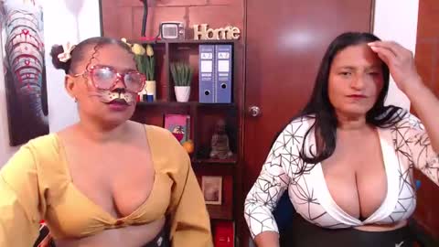lady_rebeccas online show from March 11, 2025, 9:48 pm