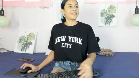 Leidy online show from September 21, 2025, 1:35 pm