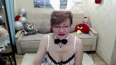 Diana online show from April 6, 2026, 8:21 pm