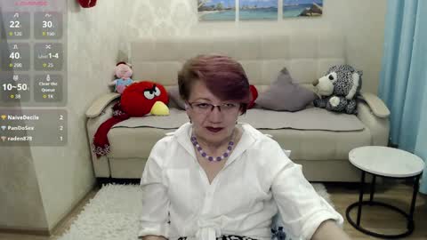 Diana online show from May 10, 2026, 5:07 pm
