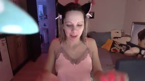 lady_smile69 online show from December 3, 2024, 7:11 pm