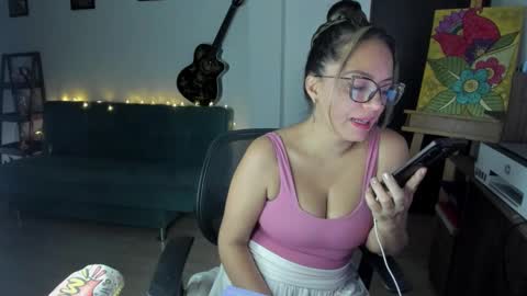 Snapshot of lady_sophie01 chatting on October 4, 2025, 6:39 pm Sophie   online show from October 4, 2025, 6:39 pm