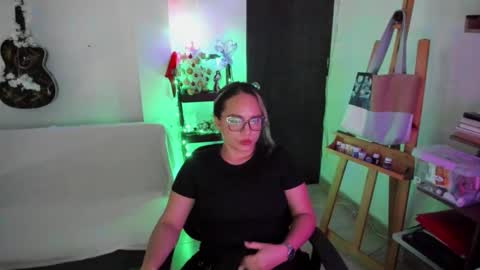 Sophie   online show from November 28, 2025, 7:05 pm