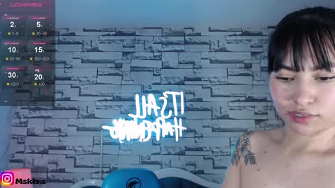 Lady Violet Bridgerton online show from December 31, 2024, 3:09 pm
