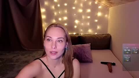 LadyAdele online show from January 22, 2025, 10:48 pm