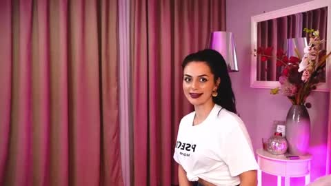 LadyAnyaa online show from April 4, 2026, 10:07 pm