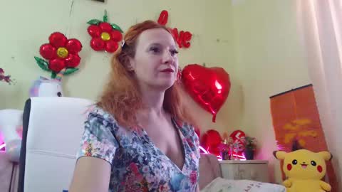 Sima Ladybigsmile online show from February 18, 2025, 6:26 am