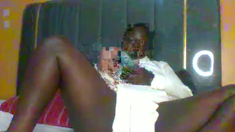 lindah32 online show from October 19, 2025, 1:06 am