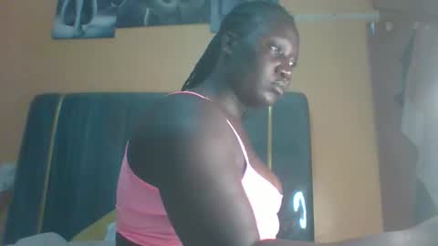 lindah32 online show from December 2, 2025, 8:59 pm