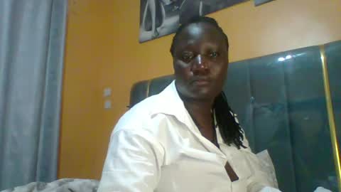 lindah32 online show from June 21, 2026, 10:34 pm